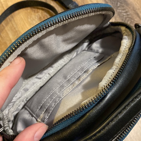 Tumi Crossbody Bag - Picture 6 of 8